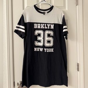 H&M Black and White Graphic Tee with Logo Tab